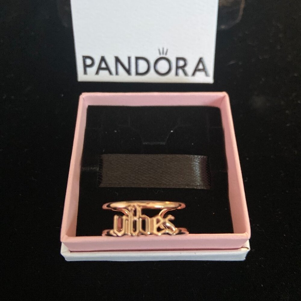 Pandora Ring